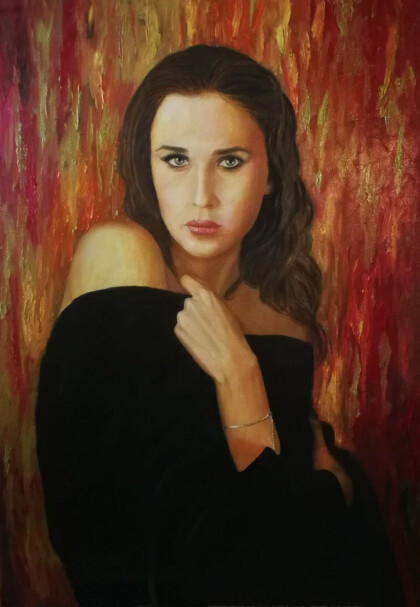 Девушка в черном платье