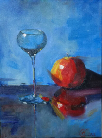 Яблоко и бокал