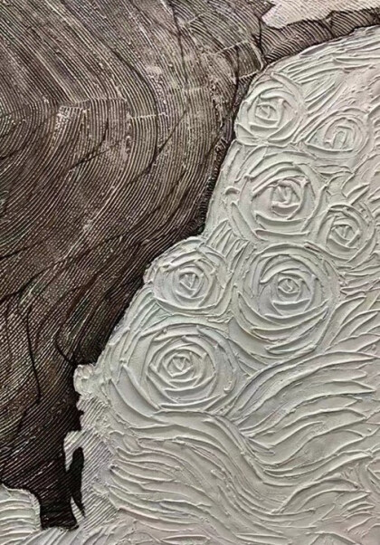 Фактурные белые розы