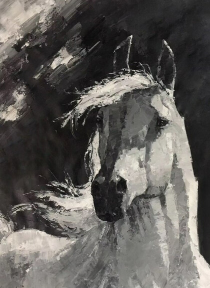 Белая лошадь