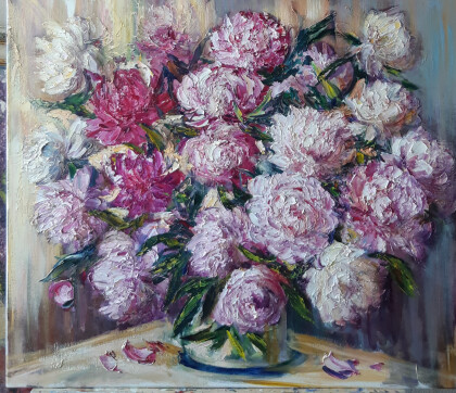 Розовые пионы