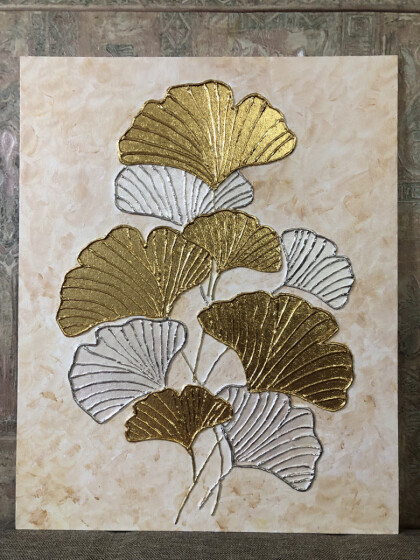 Золотые листья гинкго