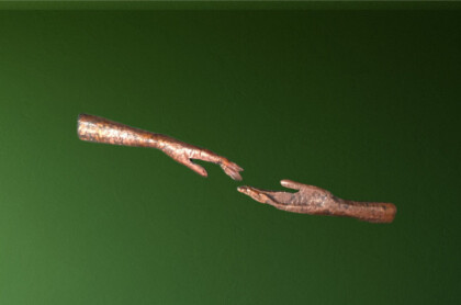 Прикосновение .