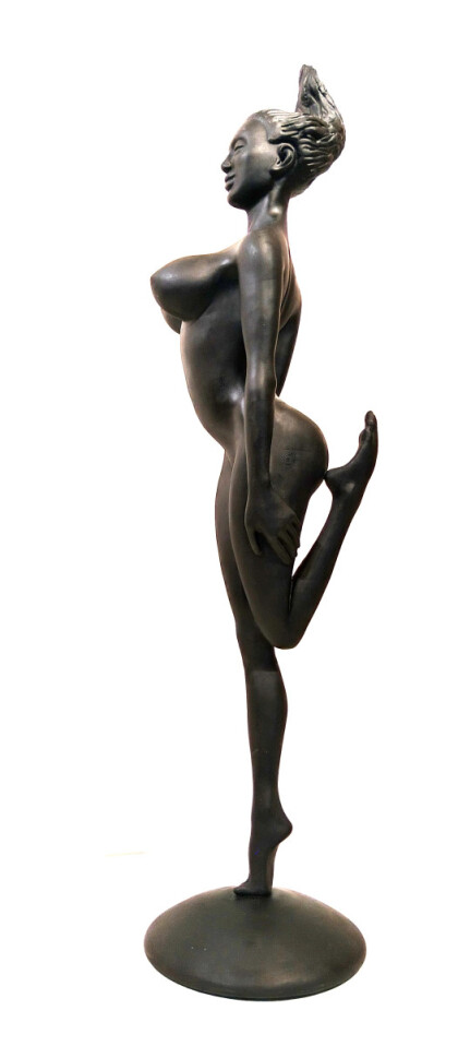 Чёрная девушка дождя 70 см.