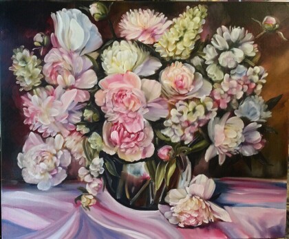 Пионы в вазе