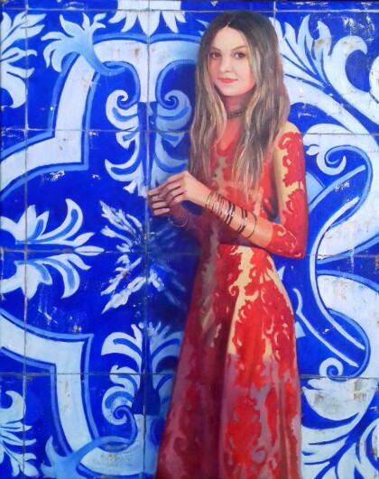 Девушка в красном