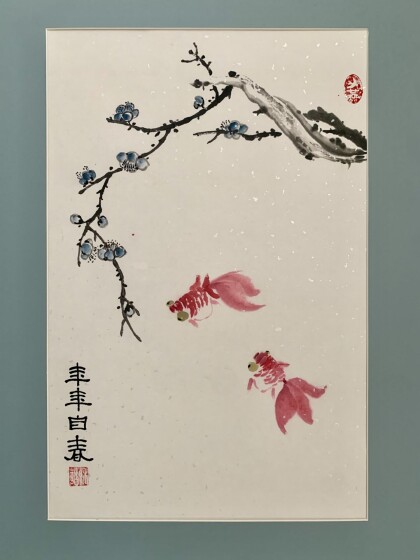 Порыв ветерка у пруда едва уловимый донес аромат!