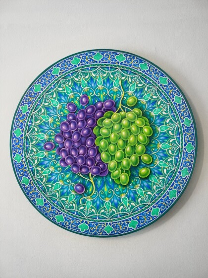 Виноград на риштанской тарелке